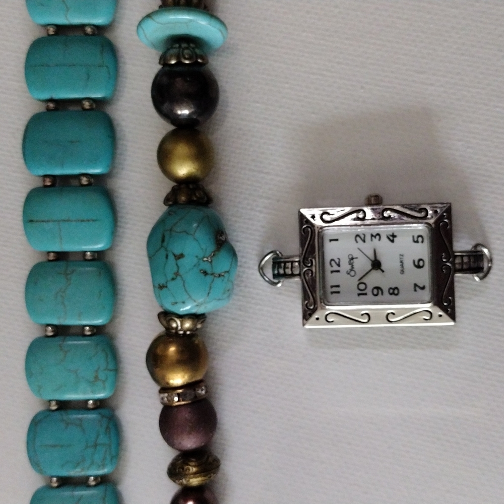 Swap watch with 2 turquoise and beads bands.